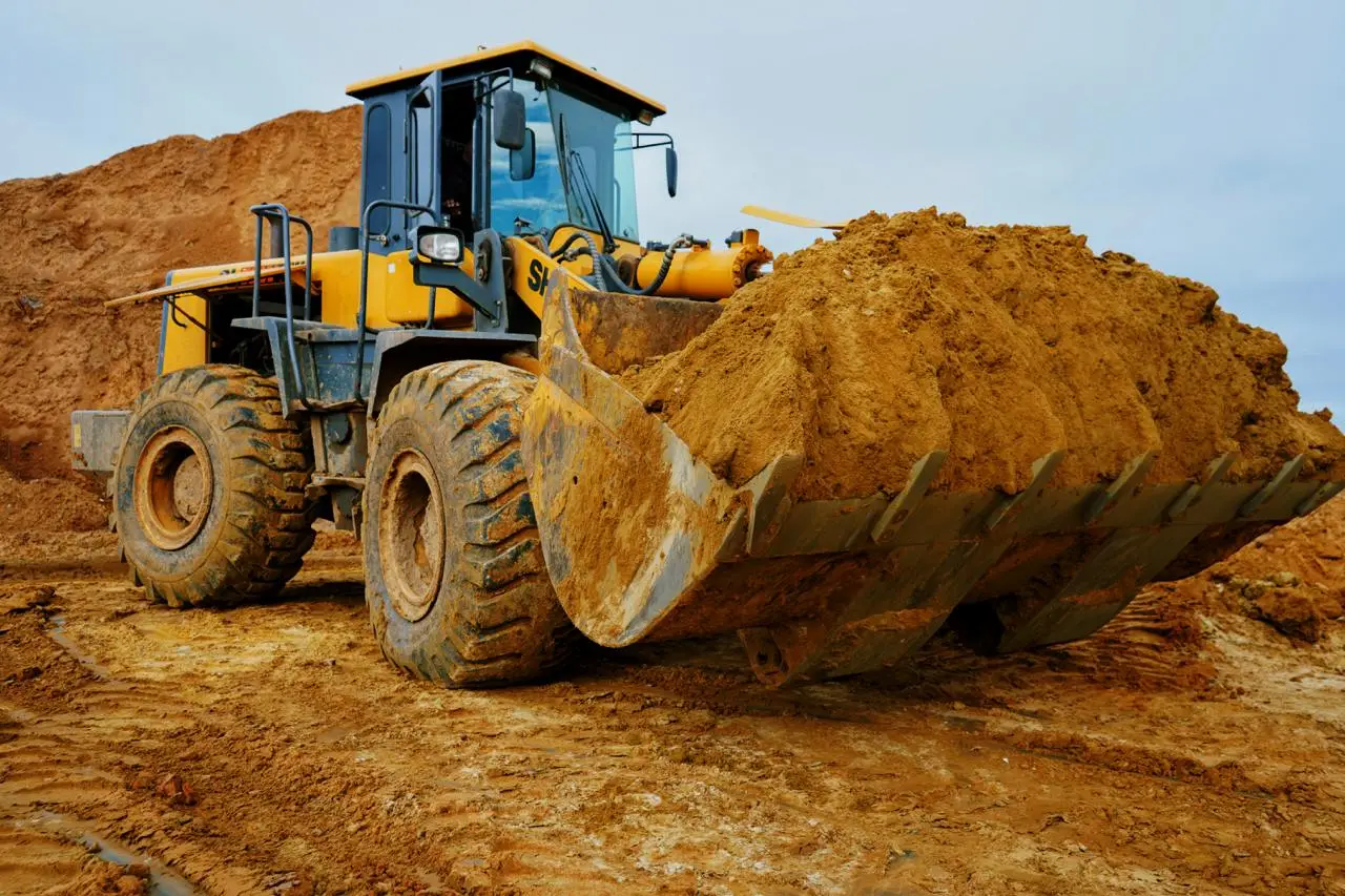 Карьер Автолюкс